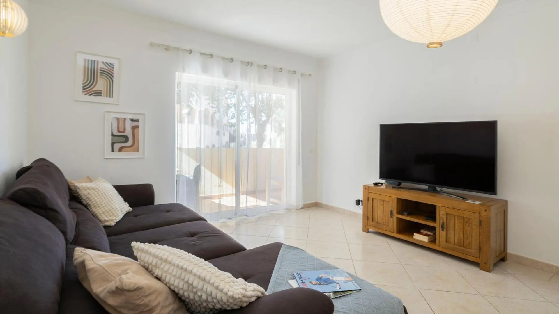 Apartment Centralgarve - Spacious & Elegant - Vilamoura W Pool - Jacarandas Quarteira