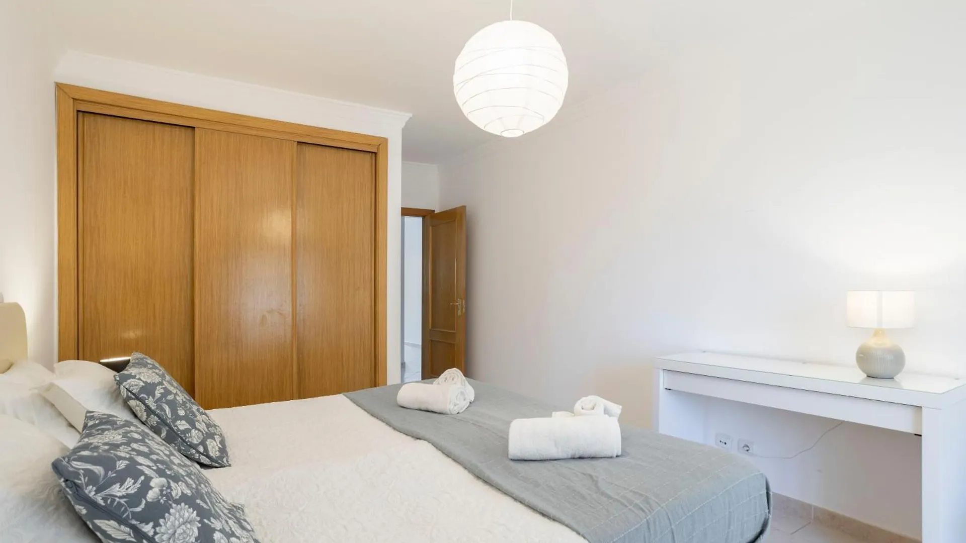 Centralgarve - Spacious & Elegant - Vilamoura W Pool - Jacarandas Quarteira